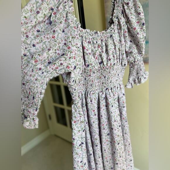 Tuckernuck Hyacinth House Cali Lilac Jacquard Floral Smocked Midi Dress Medium - Picture 10 of 13